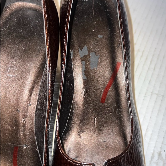 Chic Women's Brown Patent Leather Square Toe Buckle‎ Heel Pumps Size 9M - Picture 6 of 6